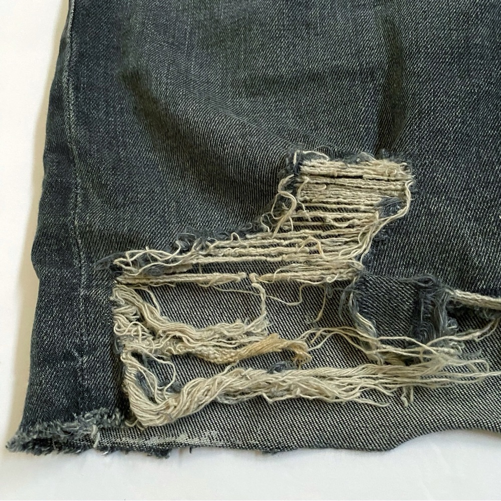 MOTHER The Vagabond Mini Fray Grey distressed Jean Skirt Troublemaker Next door - Picture 6 of 8